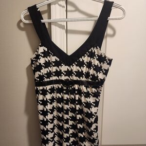 Black and White Houndstooth Top